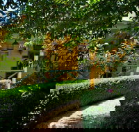 Lake Cottage - Accommodation Brisbane