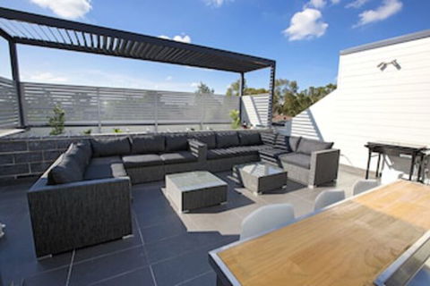 Astina Serviced Apartments Parkside - Accommodation Brisbane 0