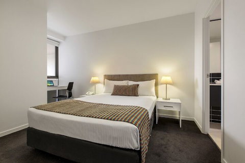 Code Apartments - Accommodation Brisbane 3