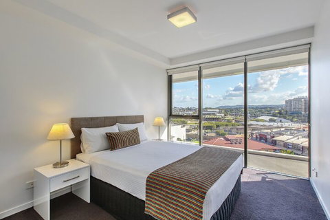 Code Apartments - Accommodation Brisbane 2