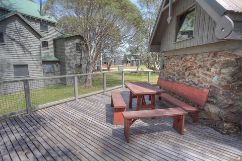 Sharpys Chalet - Accommodation Brisbane 5