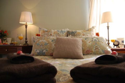 Highclaire House Bed & Breakfast - Accommodation Brisbane 0