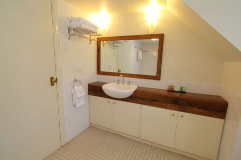 Fitzroy Inn Historic Retreat - Accommodation Brisbane 3