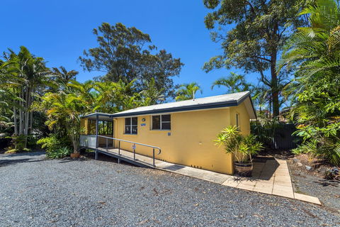 Safety Beach Ocean Bungalows - Accommodation Brisbane 3