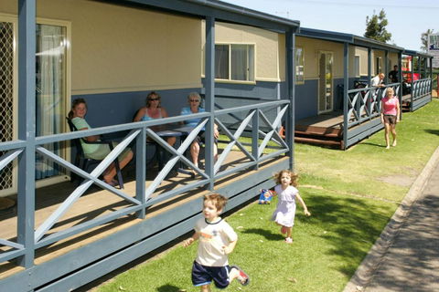 BIG4 Waters Edge Holiday Park - Accommodation Brisbane 4