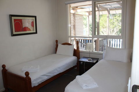 Australian Home Away At Doncaster Grange Park - Accommodation Brisbane 1