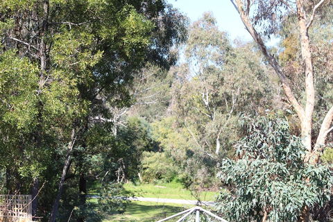 Australian Home Away At Doncaster Grange Park - Accommodation Brisbane 5