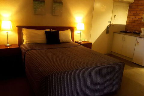 Centrepoint Motel - Accommodation Brisbane 7
