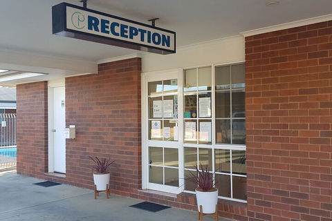 Centrepoint Motel - Accommodation Brisbane 1