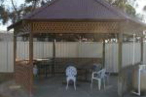 A Room For U - Accommodation Brisbane 0