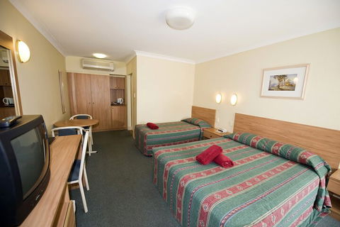 Colonial Court Motor Inn - Accommodation Brisbane 6