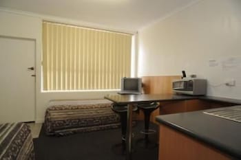 Bamboo Motor Inn - Accommodation Brisbane 3
