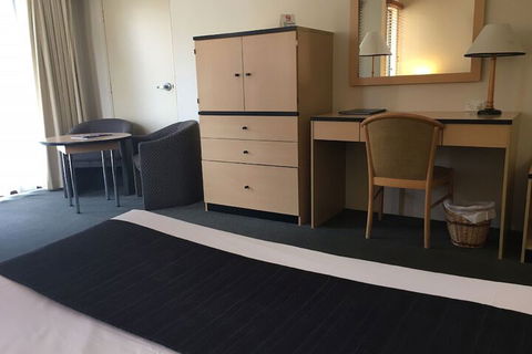 St. Marys Park View Motel - Accommodation Brisbane 3