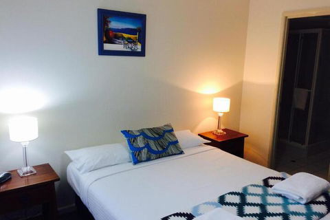 Coral Sea Apartments - Accommodation Brisbane 5
