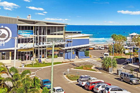Coral Sea Apartments - Accommodation Brisbane 3
