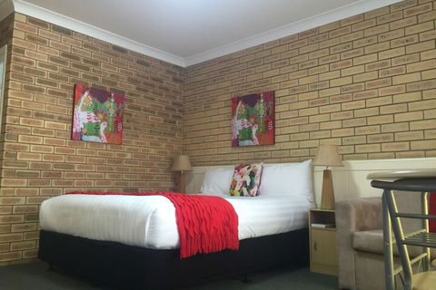 Blue Violet Motor Inn - Accommodation Brisbane 5