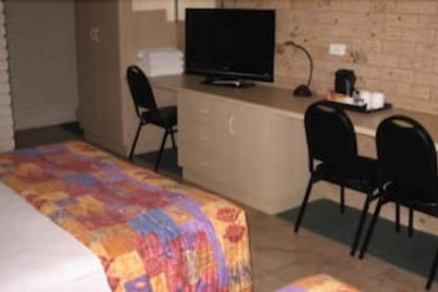 Castle Motor Lodge - Accommodation Brisbane 6