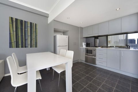 Astra Apartments - Paramatta - Accommodation Brisbane 5