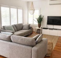 The Seaside Beachhouse Mollymook - Accommodation Brisbane