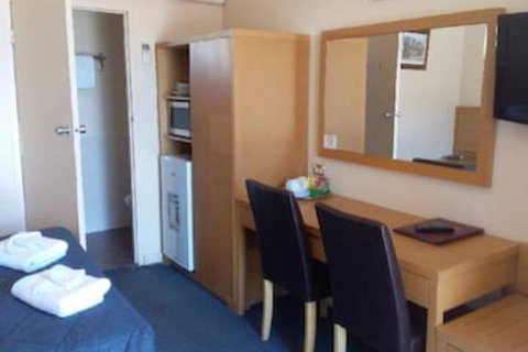 Desert Sand Motor Inn - Accommodation Brisbane 6