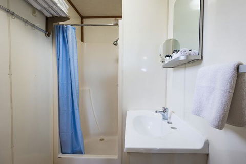 Hotel Settlers - Accommodation Brisbane 7