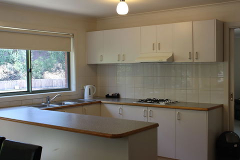 Australian Home Away Ringwood At Bardia - Accommodation Brisbane 5