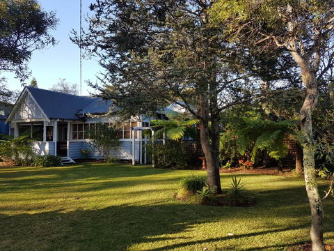 Wyreepi Caribbean Chalet - Accommodation Brisbane 0
