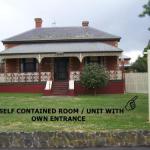 RJs Bed & Breakfast - Accommodation Brisbane 0