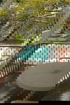Ocean Breeze Units - Accommodation Brisbane 1