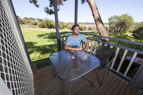 Lakeside Tourist Park - Accommodation Brisbane 3