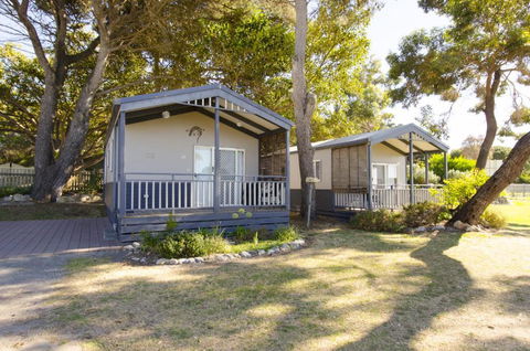 Lakeside Tourist Park - Accommodation Brisbane 2