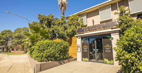 Toongabbie Hotel - Accommodation Brisbane 1