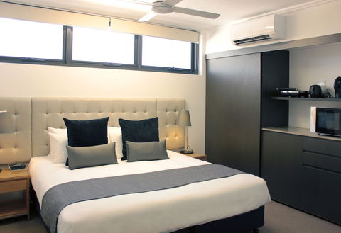 Direct Hotels - Pacific Sands - Accommodation Brisbane 3