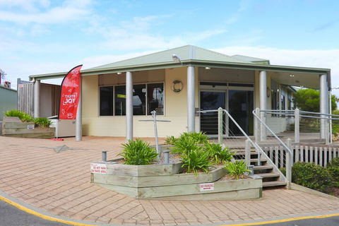 Sea Vu Caravan Park - Accommodation Brisbane 1