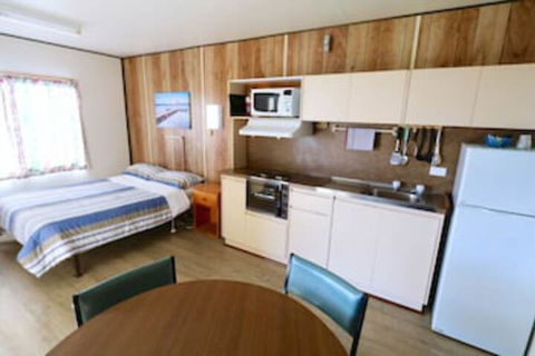 Sea Vu Caravan Park - Accommodation Brisbane 0
