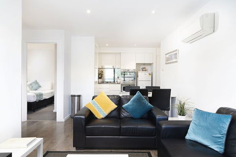 RNR Serviced Apartments North Melbourne - Accommodation Brisbane 5