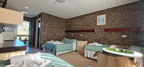 Sussex Inlet Motel - Accommodation Brisbane 0