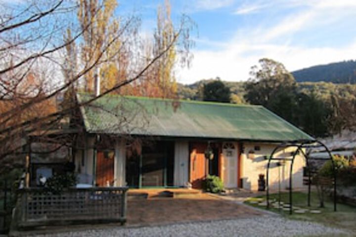 Dederang VIC Accommodation Brisbane