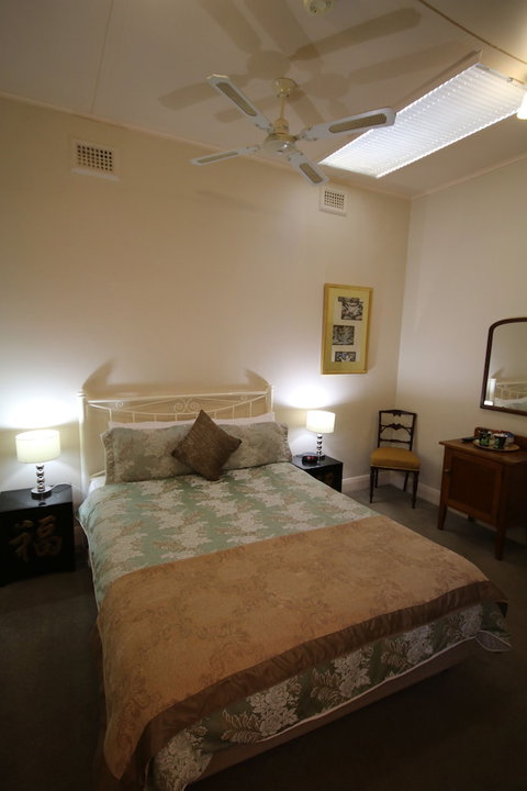 Seaview House - Accommodation Brisbane 6