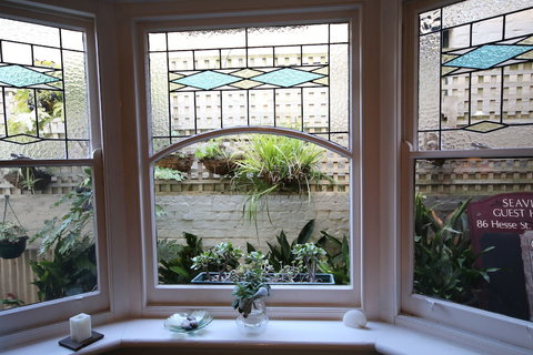 Seaview House - Accommodation Brisbane 0