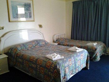 Hotel Boston - Accommodation Brisbane 4