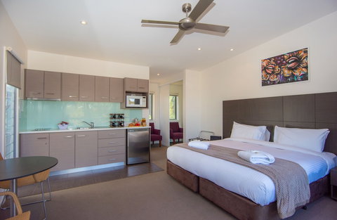 Longview Vineyard - Accommodation Brisbane 0