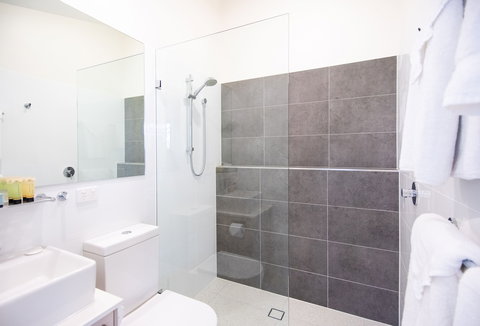 Longview Vineyard - Accommodation Brisbane 2