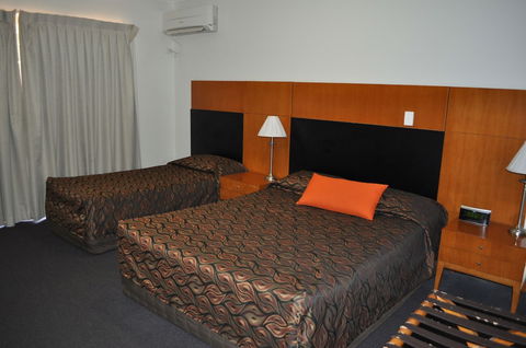 Sundowner Hotel Motel - Accommodation Brisbane 4