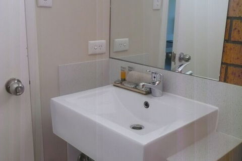 Rosebourne Gardens Motel - Accommodation Brisbane 7