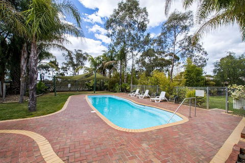 Sportslander Motor Inn - Accommodation Brisbane 3