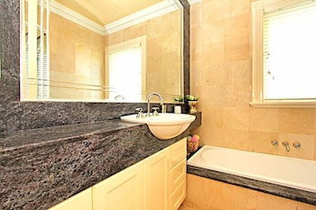 ABC Accommodation - Rosebud - Accommodation Brisbane 3