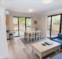 Bondi Beach Garden Apartment - Accommodation Brisbane