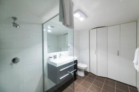 Accommodate Canberra - Century - Accommodation Brisbane 3