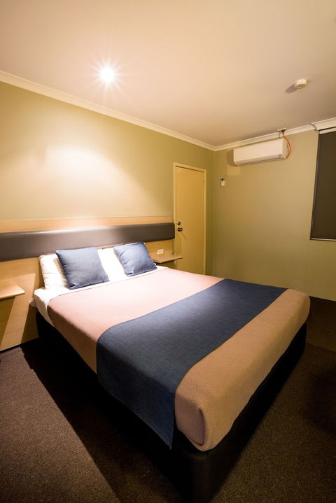 Lakeview Hotel Motel - Accommodation Brisbane 5